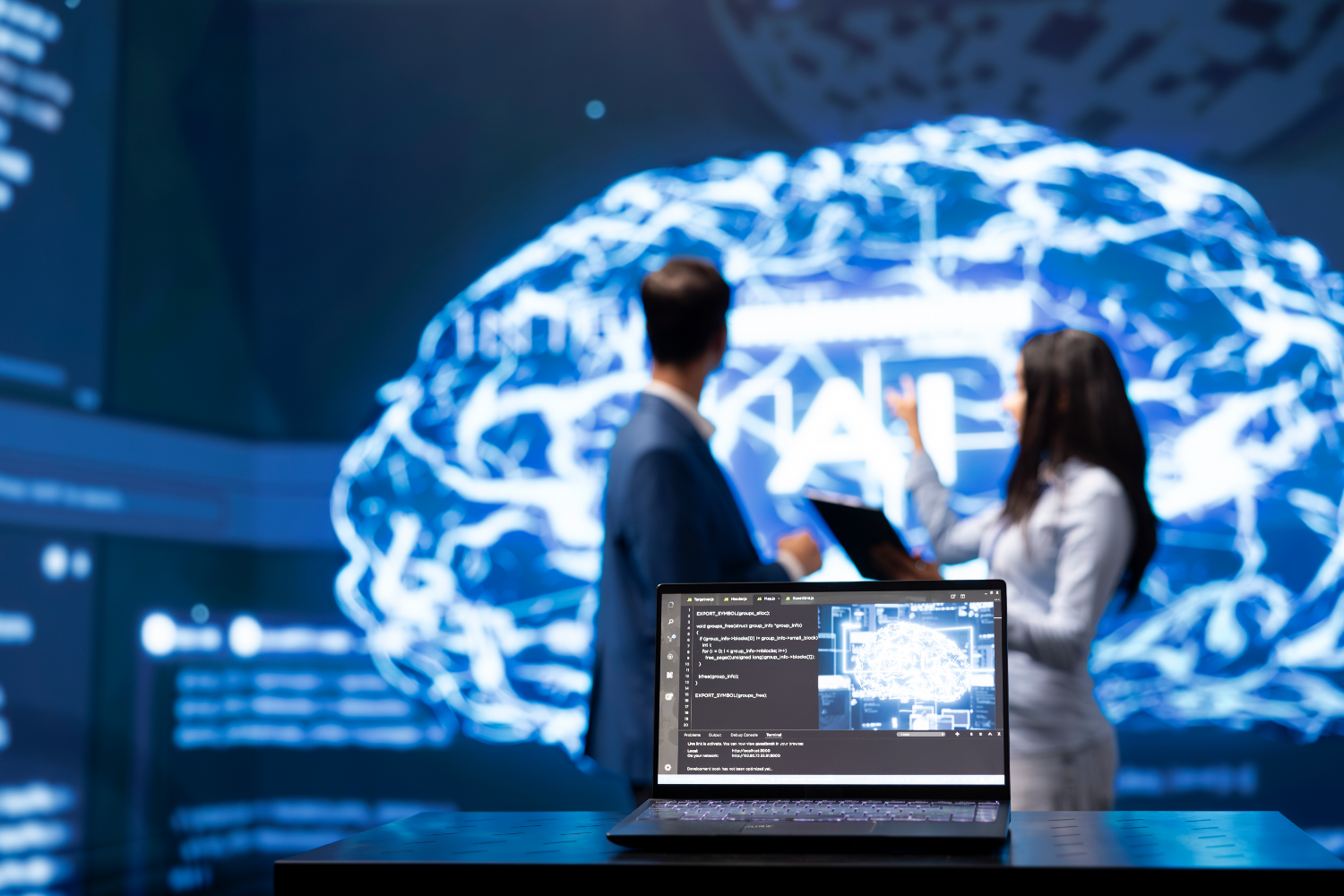 Comparatif 2025 : Les 5 meilleures IA pour booster la performance digitale de votre entreprise